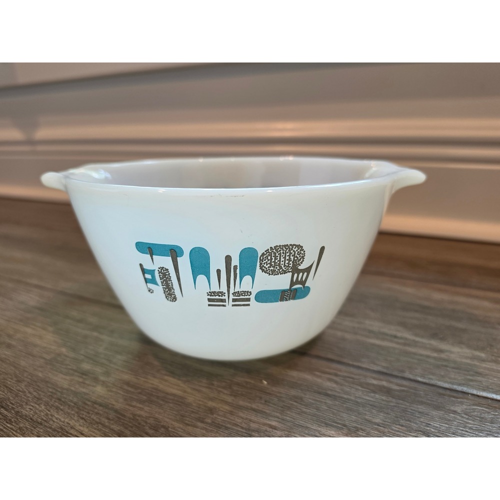 Vintage Anchor Hocking Fire King Blue Heaven Atomic Mixing Bowl White Blue